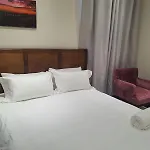 Namaqua House- Cape Comfort Stays